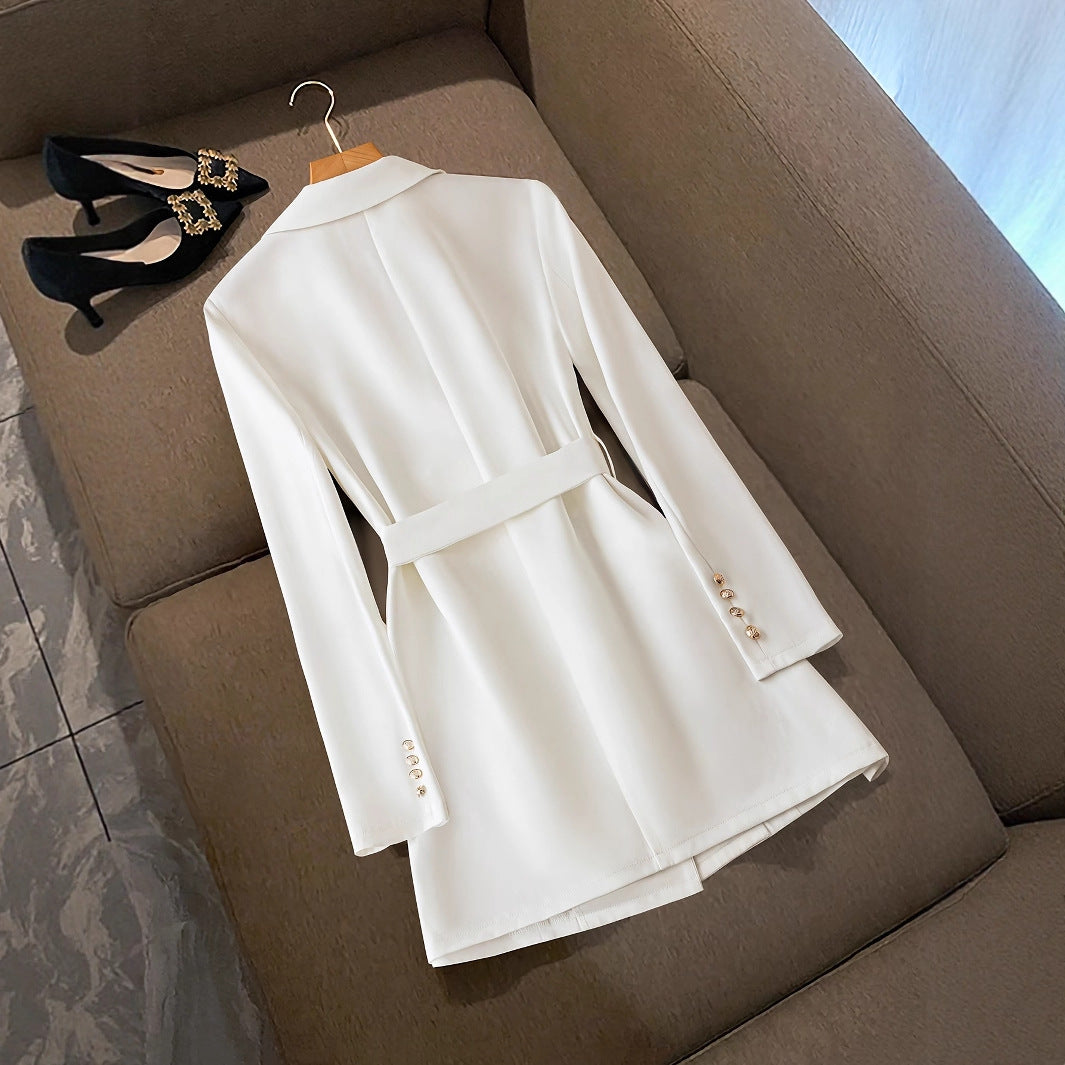 Dam Blazerklänning – Figursydd Passform – Reverskrage – Skärp – Långa Ärmar