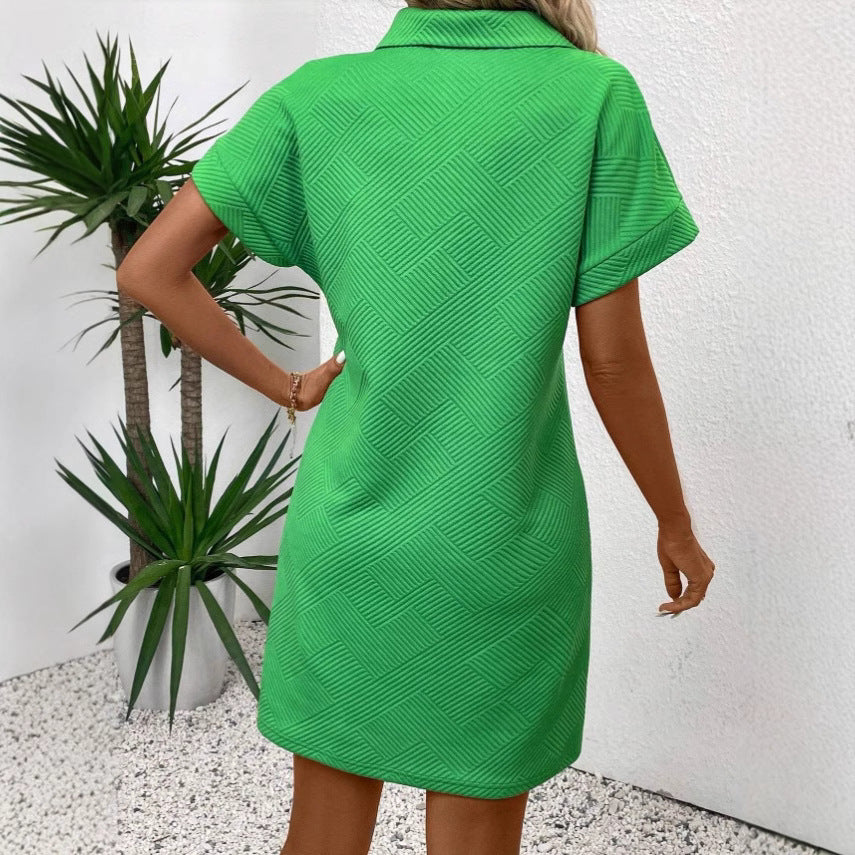 Dam Poloklänning – Avslappnad Passform – Texturerat Tyg – Kort Fladdermusärm – Avslappnad Stil