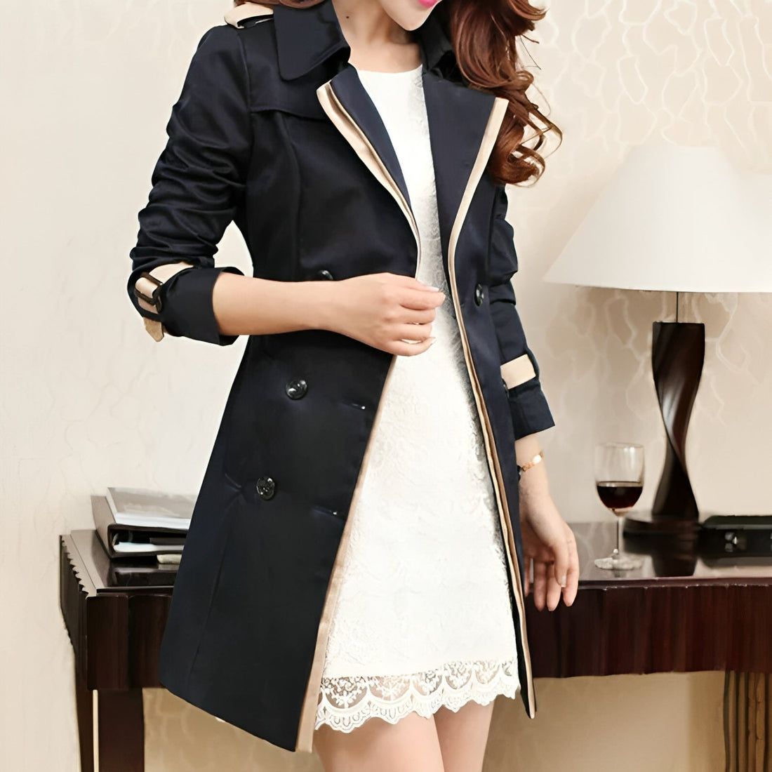 Dames Trenchcoat – Slim Fit – Double-Breasted – Epauletten – Luxe Afwerking