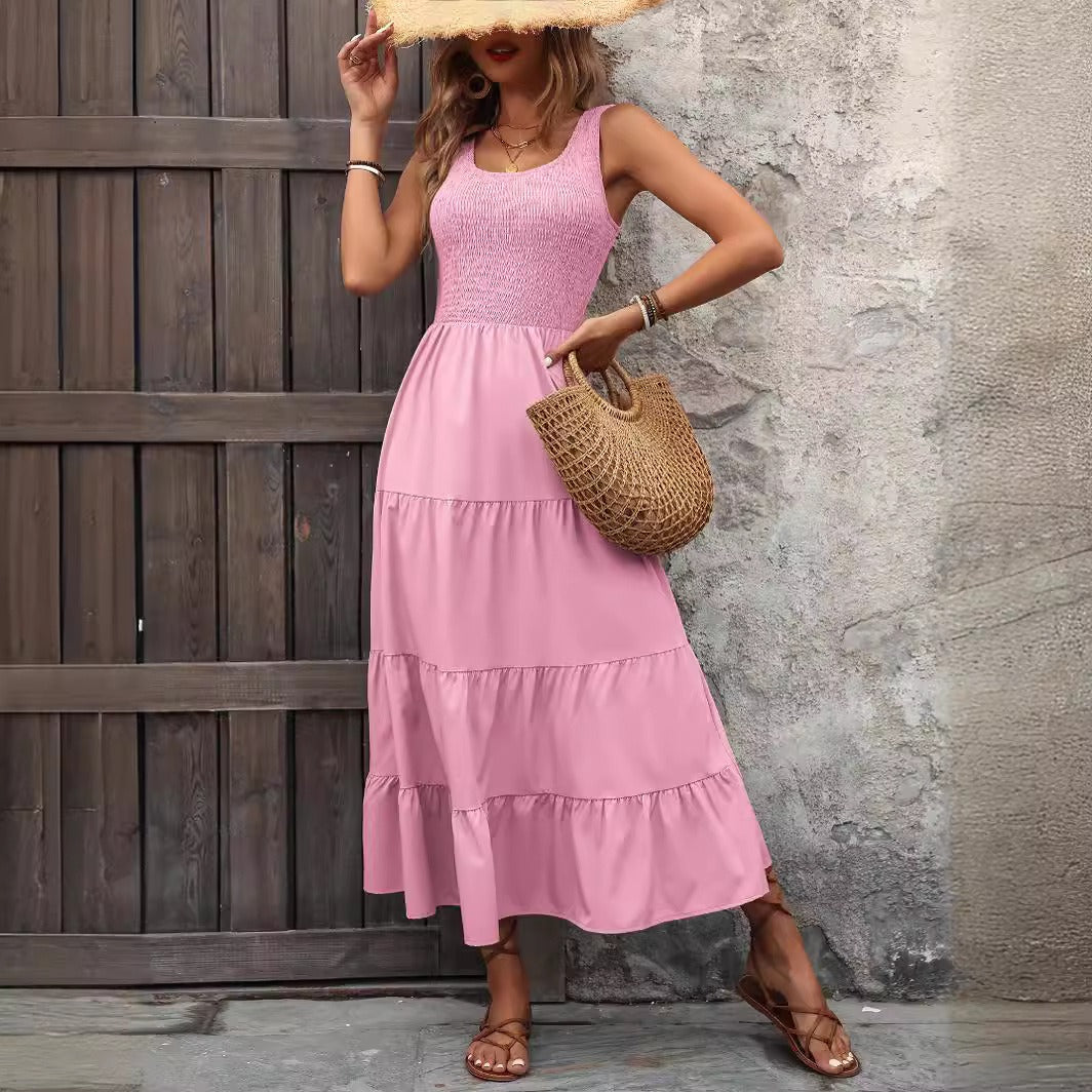 Dam Klänning med Hängslen – A-linje Passform – Smocktopp – Mellanlång Plisserad Kjol