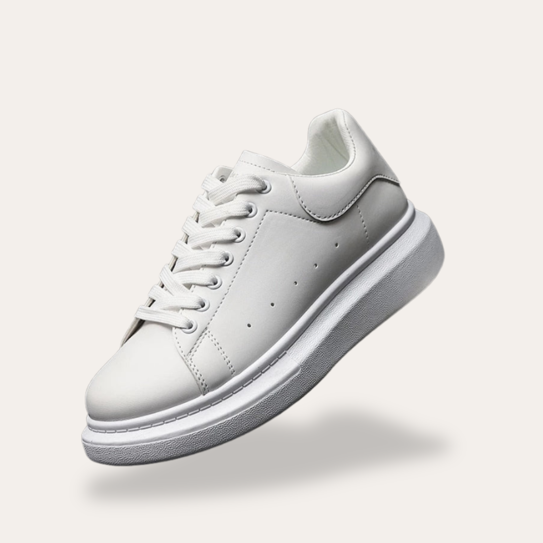 Heren Sneakers – Laag Model – Glanzend Afwerking – Ademend Perforatieontwerp